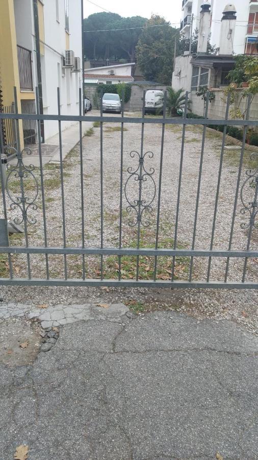 B&B Foscolo Llido Degli Estensi Exteriör bild